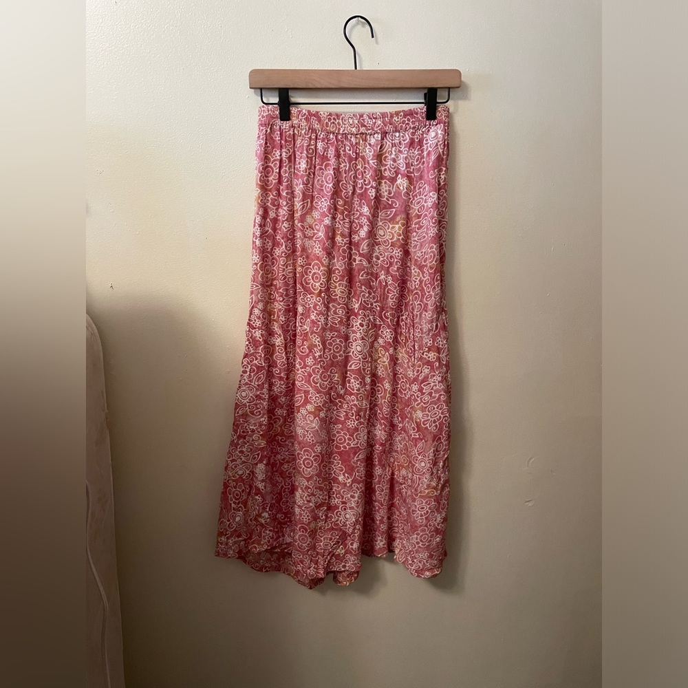 Wind River, pretty patchwork, pink print skirt size M